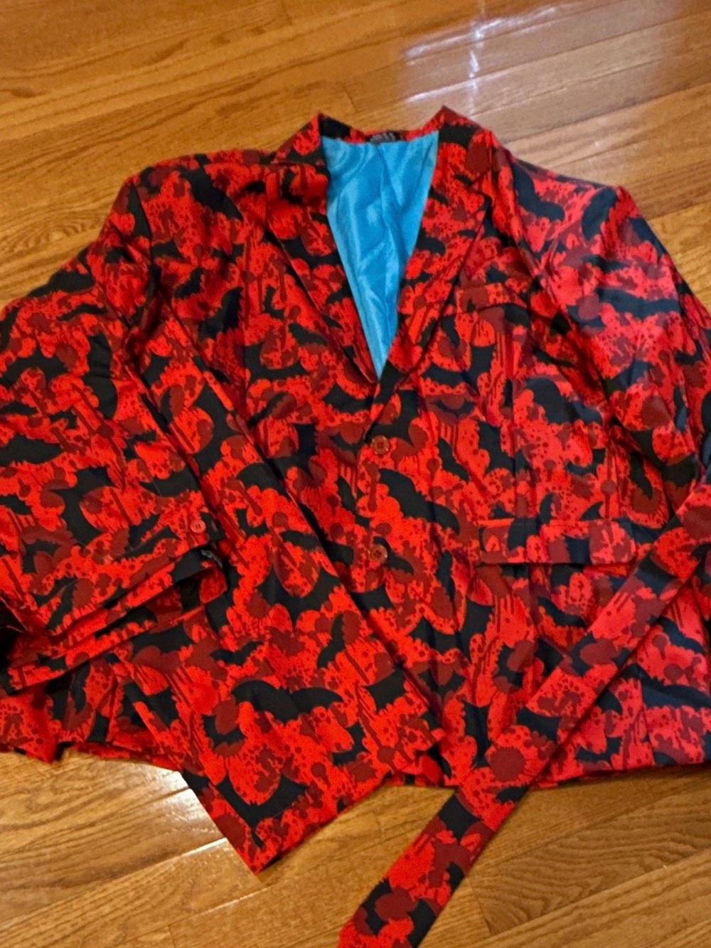 Red & Black Halloween Bat 3 piece Men's Suit. 2XL Rare Vintage
